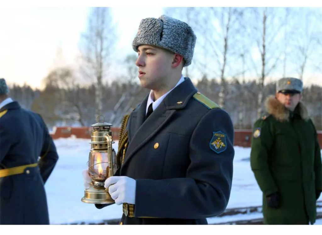 Фонарь для переноса вечного огня в Ростове-на-Дону 